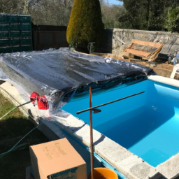 Accessoires et Produits d'Entretien : Essentiels pour une Piscine Impeccable Issy-les-Moulineaux